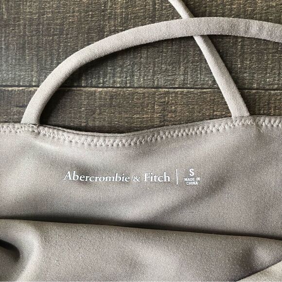 Abercrombie and Fitch Cropped Tank - Picture 5 of 5